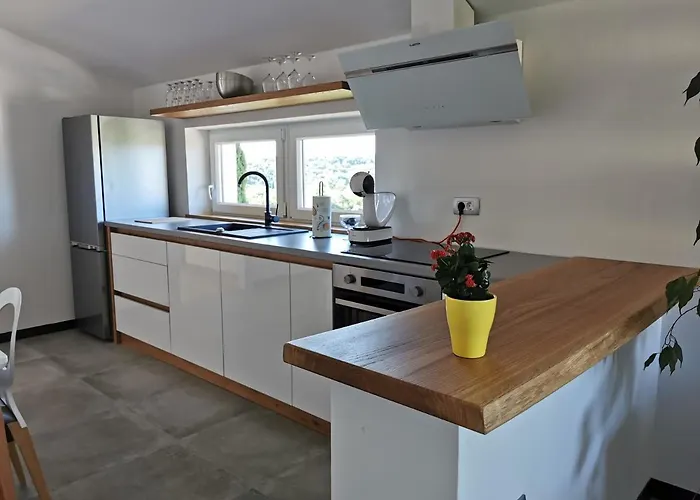 Casa Tijola Apartment *